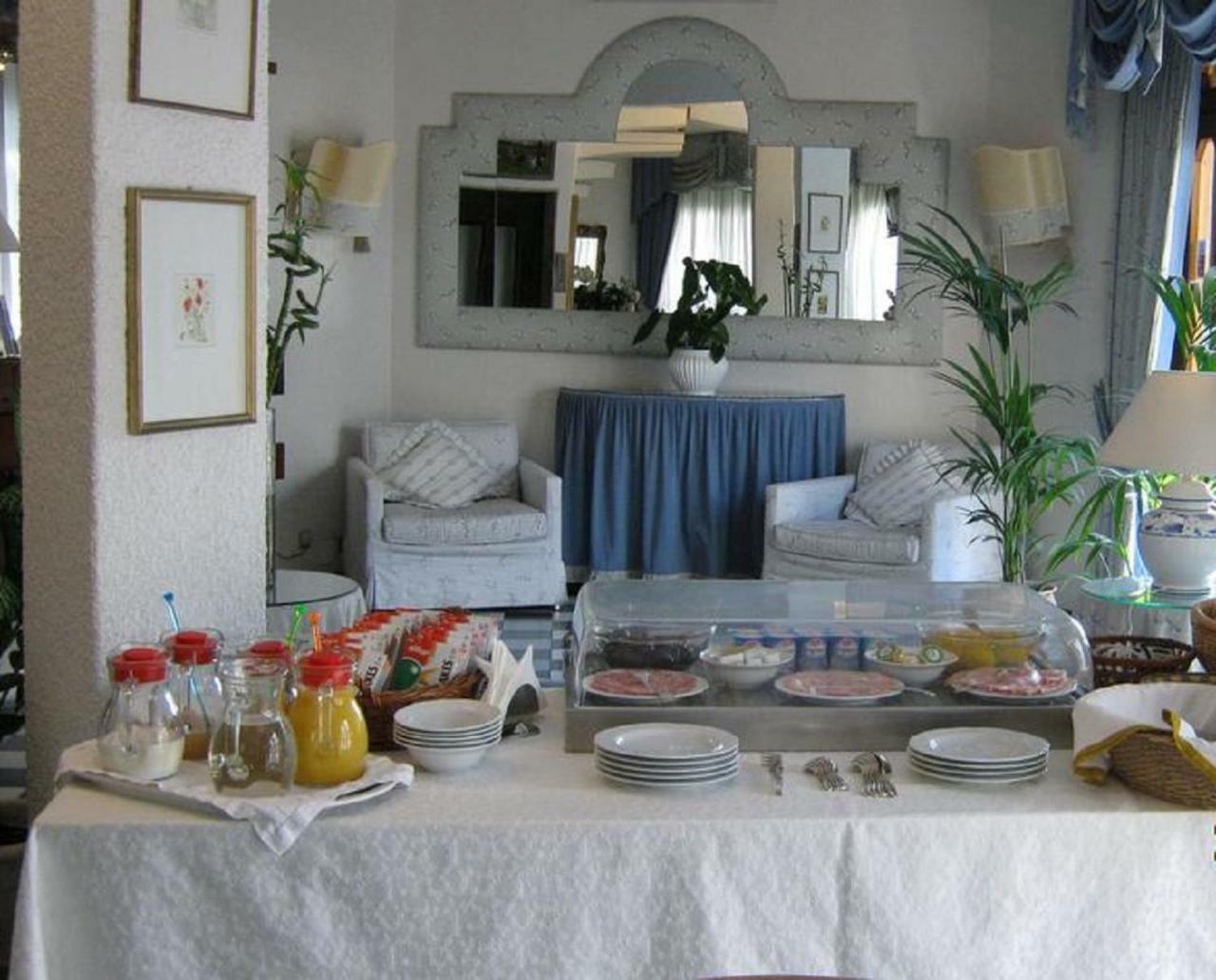 Hotel Della Punta Bordighera Buitenkant foto