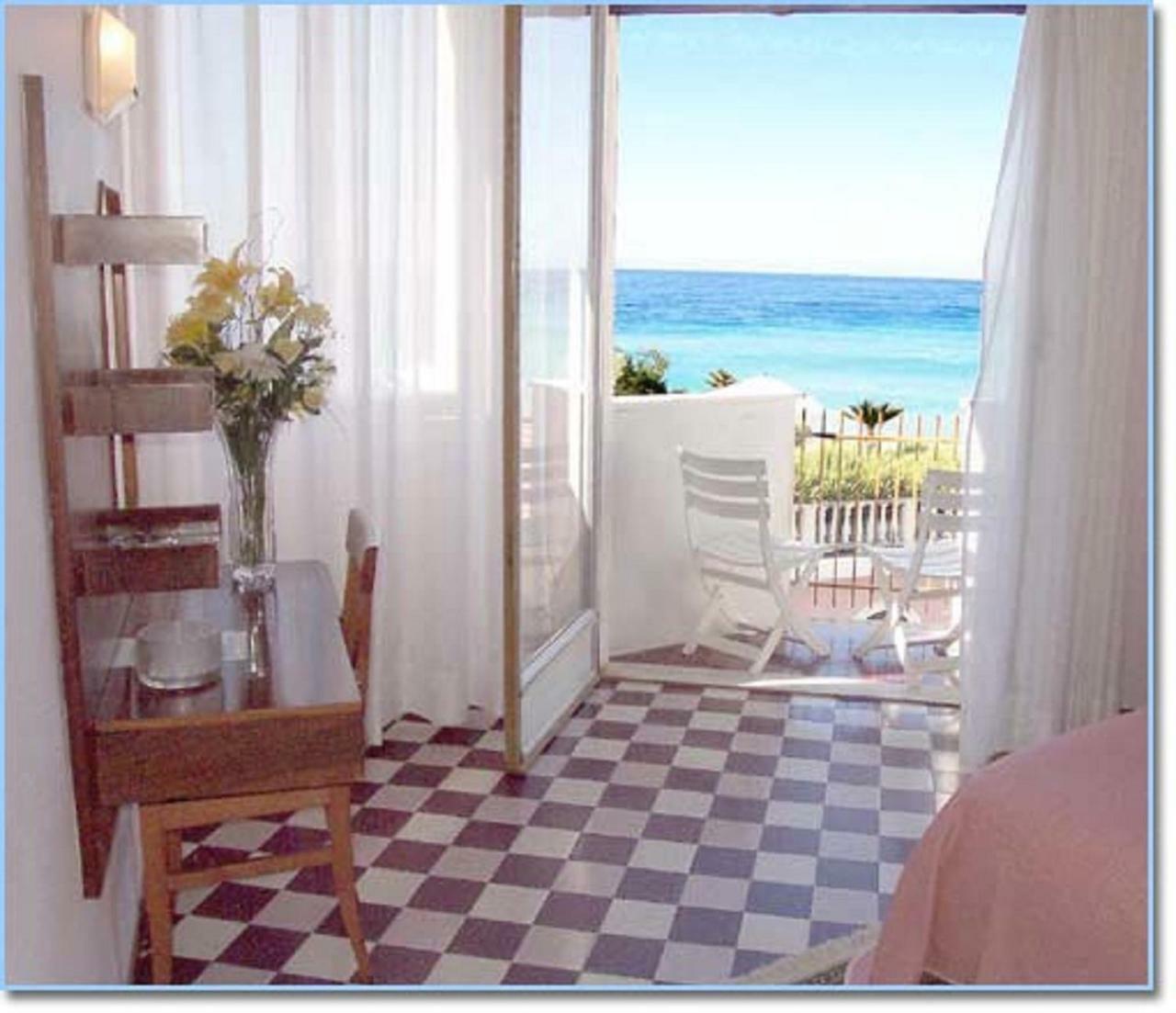 Hotel Della Punta Bordighera Buitenkant foto