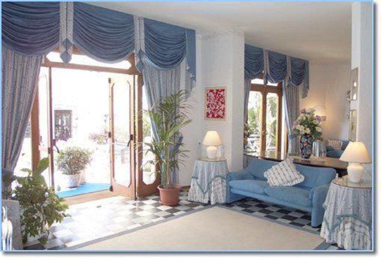 Hotel Della Punta Bordighera Buitenkant foto